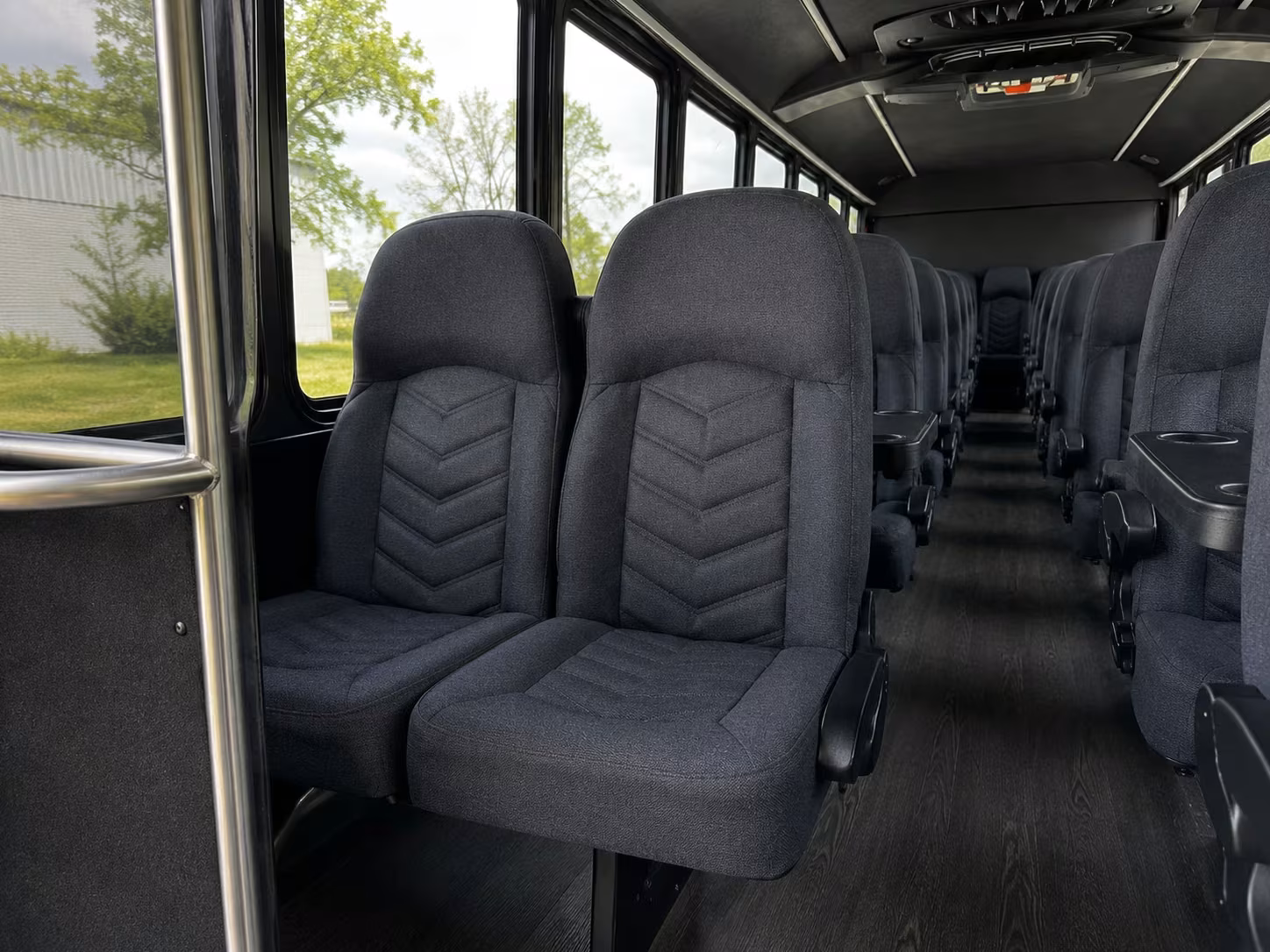 prom minibuses in san ramon for smaller groups